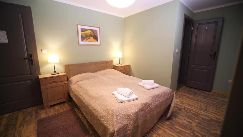 Smestaj Iver Hotel โมกราโกรา ภายนอก รูปภาพ
