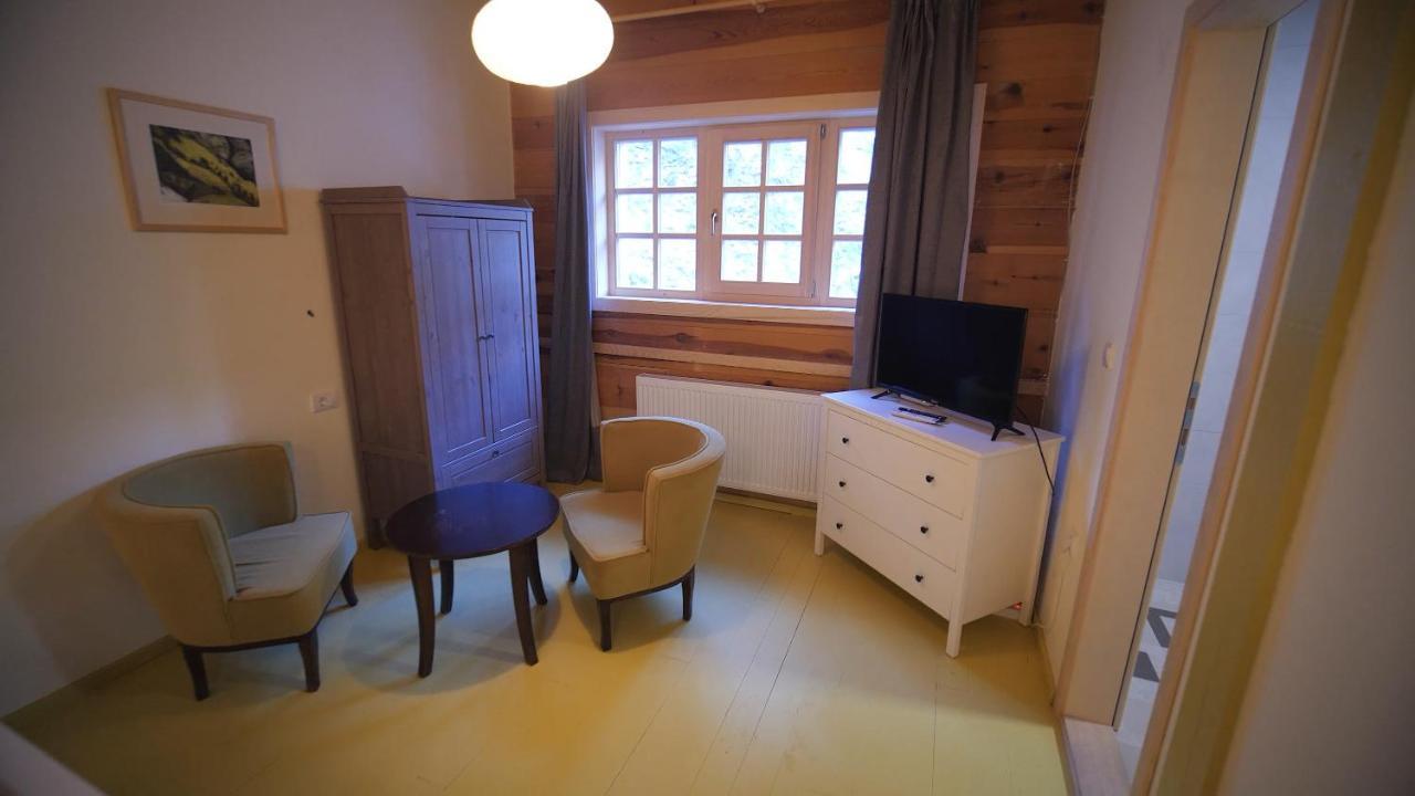 Smestaj Iver Hotel โมกราโกรา ภายนอก รูปภาพ